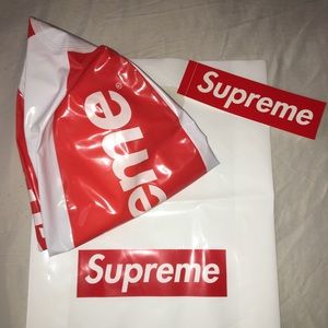 Supreme inflatable beach ball